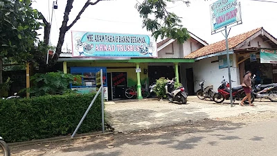 Mie Ayam Paha Dan Bakso Beranak Ahmad Trubus