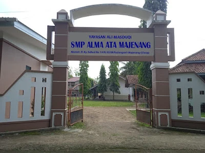 SMP Alma Ata Majenang