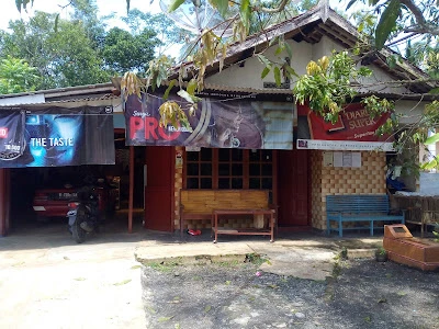 Cafe Plenyier Home