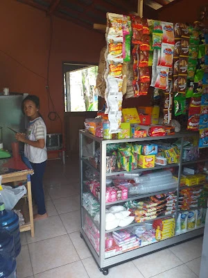 Toko kelontong fadil