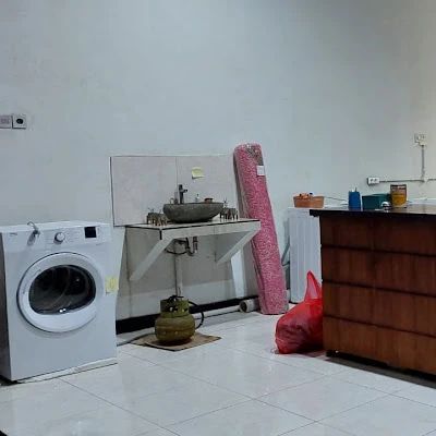 Laundry M amah Ganish