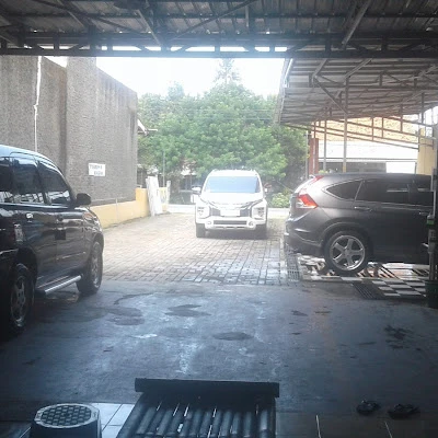 F2 Car Wash