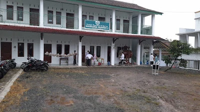 Pondok Pesantren Raudhatul Huffadz