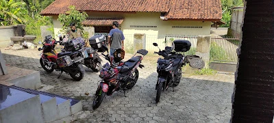 Klinik Bidan Lasmi