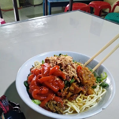 Warung Bakso Mangkok Sopo Nyono Untung Terussss