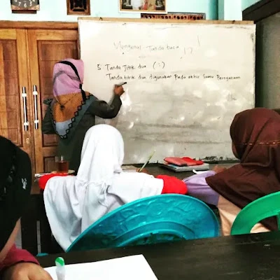 Bimbel Rumah Belajar Ashafa (RBA)