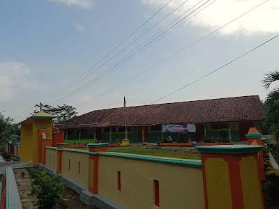 SDN Jeruklegi Kulon 03