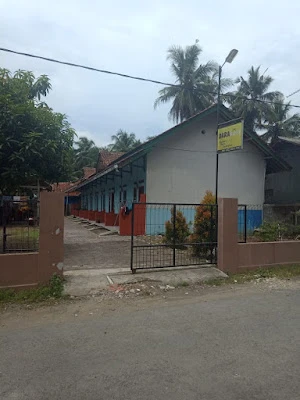 Dara Kost