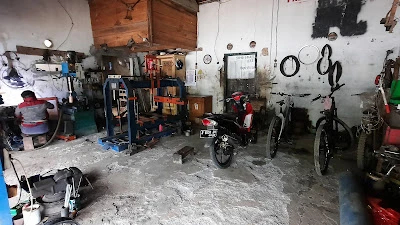 Bengkel Wawan Pres Velg motor