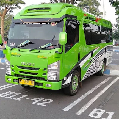 3 putri trans