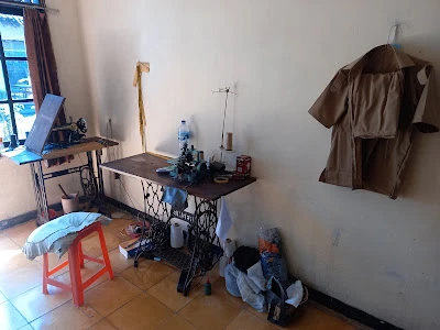 Penjahit Bu Khasanah