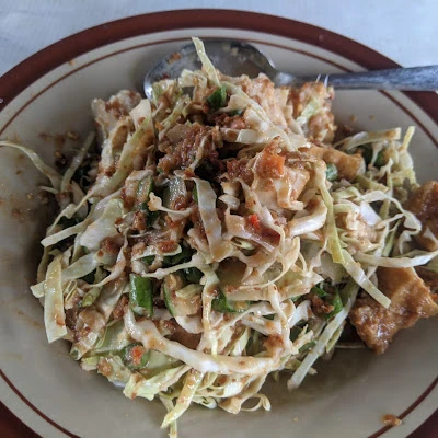 Warung 07 Mia ayam + rujak