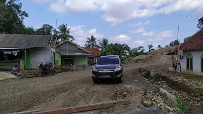 Kantor Quarry Losari, Rawalo
