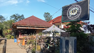 171 Cafe and Green House