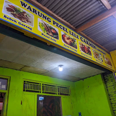Warung pecel/karedok bu Tini