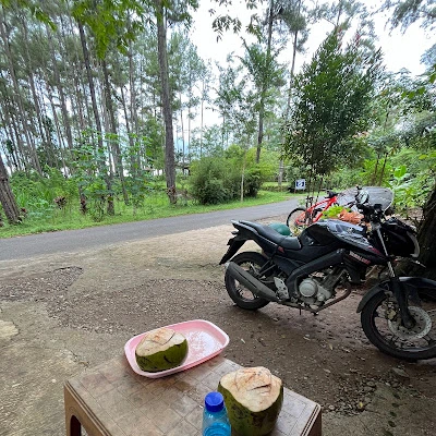 Warung Jhono