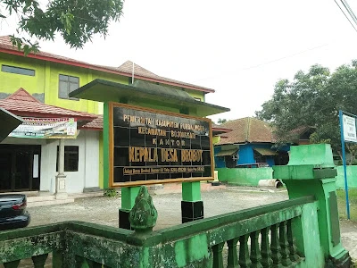 Kantor Kepala Desa Brobot