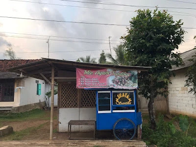 Warung Mie Ayam Santika