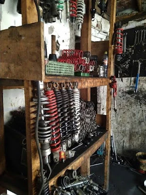 Bengkel Shockbreaker Motor Pak Sudarto