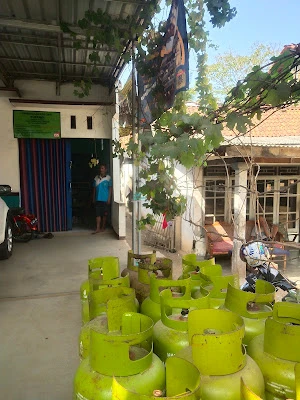 Gas elpiji 3 kg pak Pandi