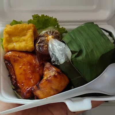 Dapoer Kadek