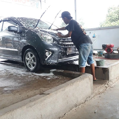 Bangun Mandiri Cuci Mobil & Motor