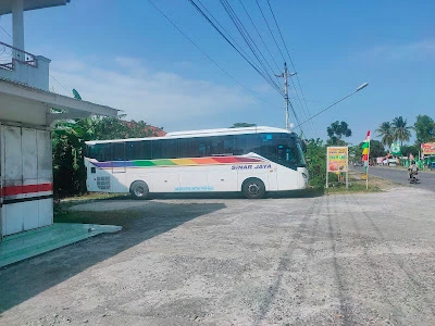Agen Bus Sinar Jaya Kalisabuk