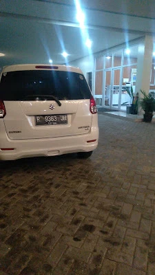 LM jaya transport tour and travel