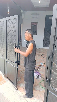 Bengkel las senior putra