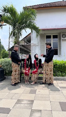 Kotalama Memories (FOTO & SEWA BAJU ADAT KOTA LAMA BANYUMAS)