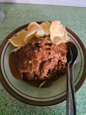 Warung Bos Romlah Gado Gado dan Tahu Masak