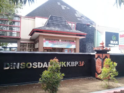 DINAS SOSIAL PENGENDALIAN PENDUDUK DAN KELUARGA BERENCANA DAN PEMBERDAYAAN PEREMPUAN DAN PERLINDUNGAN ANAK (DINSOSDALDUKKBP3A)