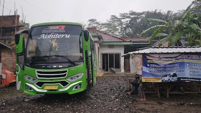 DHIVA TRANS TOUR & Travel