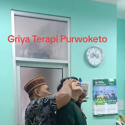 Klinik Pertmata Azzira