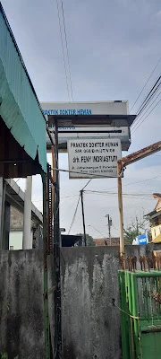 Feny Indriastuti, drh (Credo Veterinary Clinic)