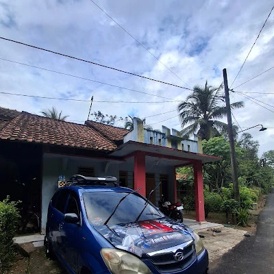 Balai Pertemuan Dukuh Kampung