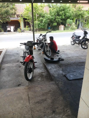 Bengkel Azmi Motors