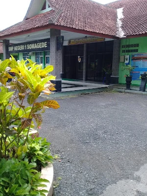SMP Negeri 1 Somagede