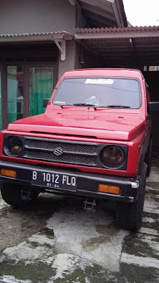 Plewek Kursus Setir Mobil Jeep