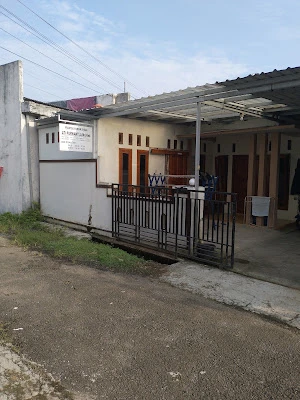 Bidan Ati Purwanti, AMd. Keb