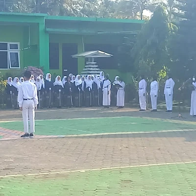 SMPN Satu Atap Mujil