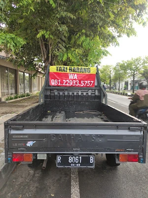 Taxi barang Cilacap sat set