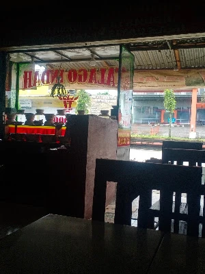 Warung nasi Padang selebaya
