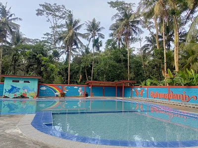Rahmadani kolam renang