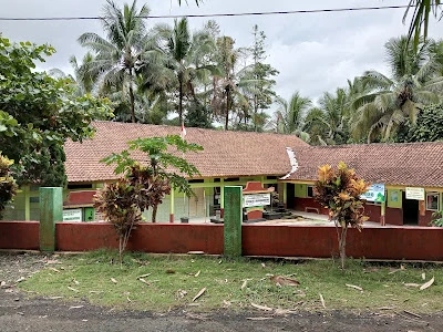 SD Negeri 2 Karanggintung