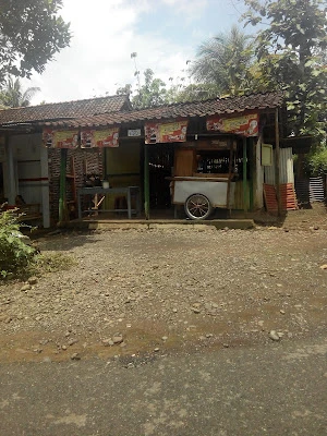 warung mie ayam pak widi