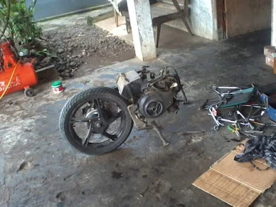 Bengkel Motor Pak Sadiyat