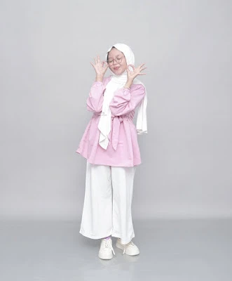 Nunu Media Cetak Undangan & Studio Foto