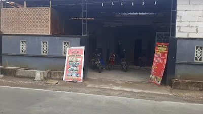 Warung makan kaliterus