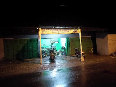 BENGKEL USAHA KARYA MOTOR